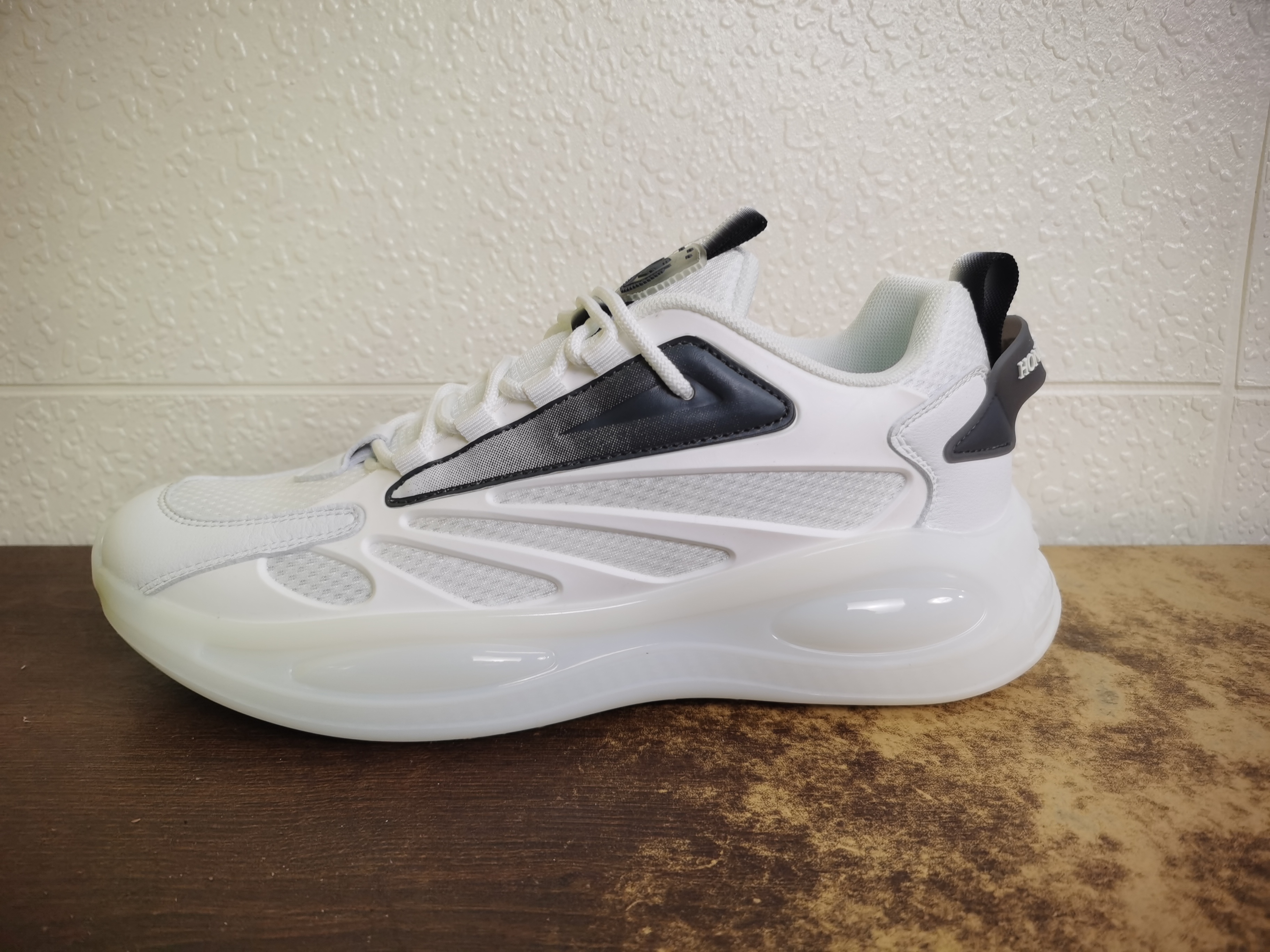 001-200跑步鞋轻便男鞋跑鞋男子运动鞋