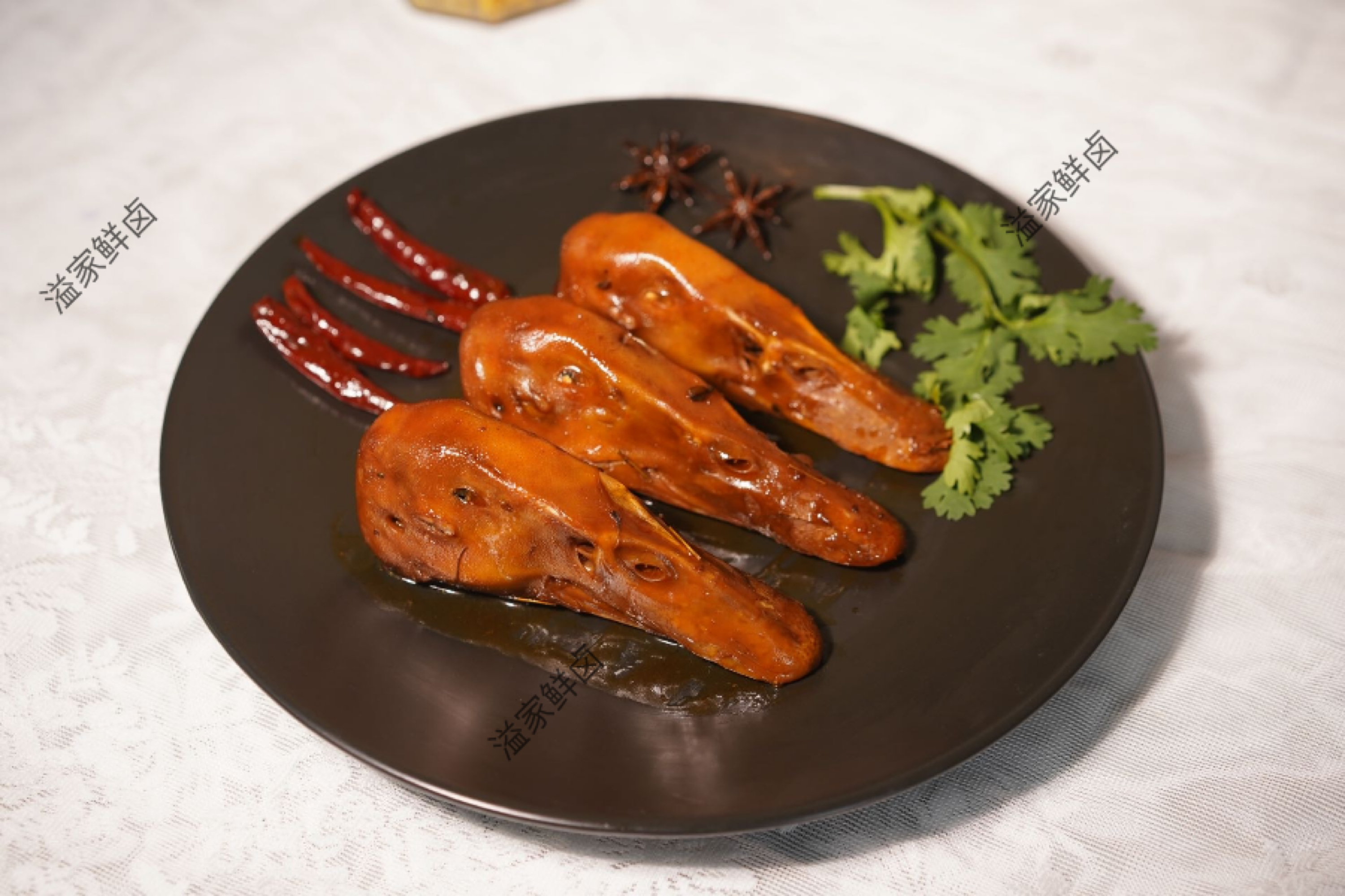 甜辣鸭头4.8元得一个 超实惠