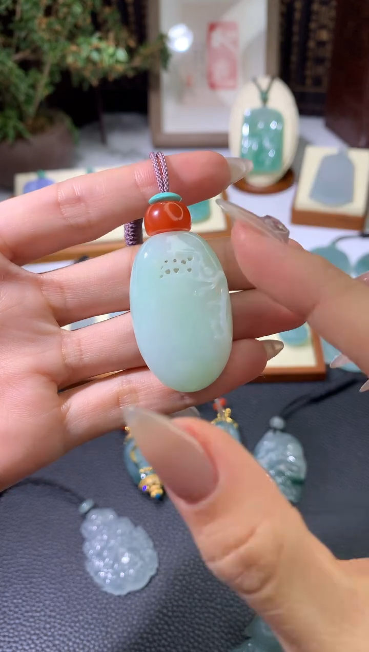 【闪购商品】翡翠颈饰未镶嵌余志群玉生香系列(香囊）