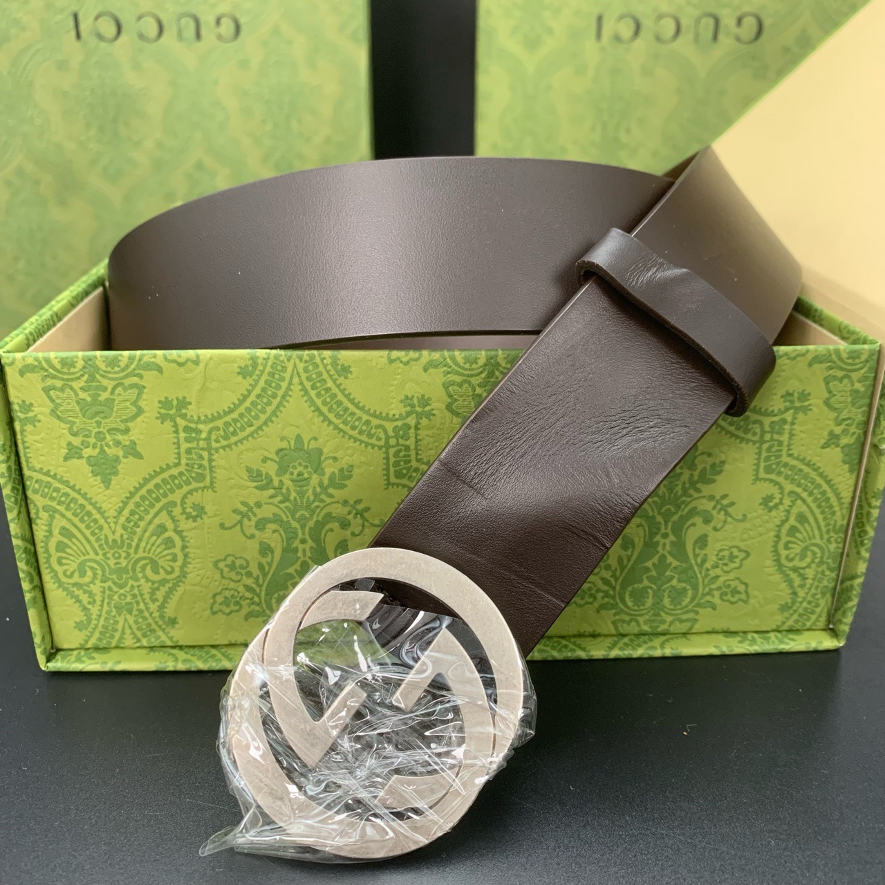 95新 GUCCI/古驰 双G做旧金扣头 光面牛皮95码宽3.7