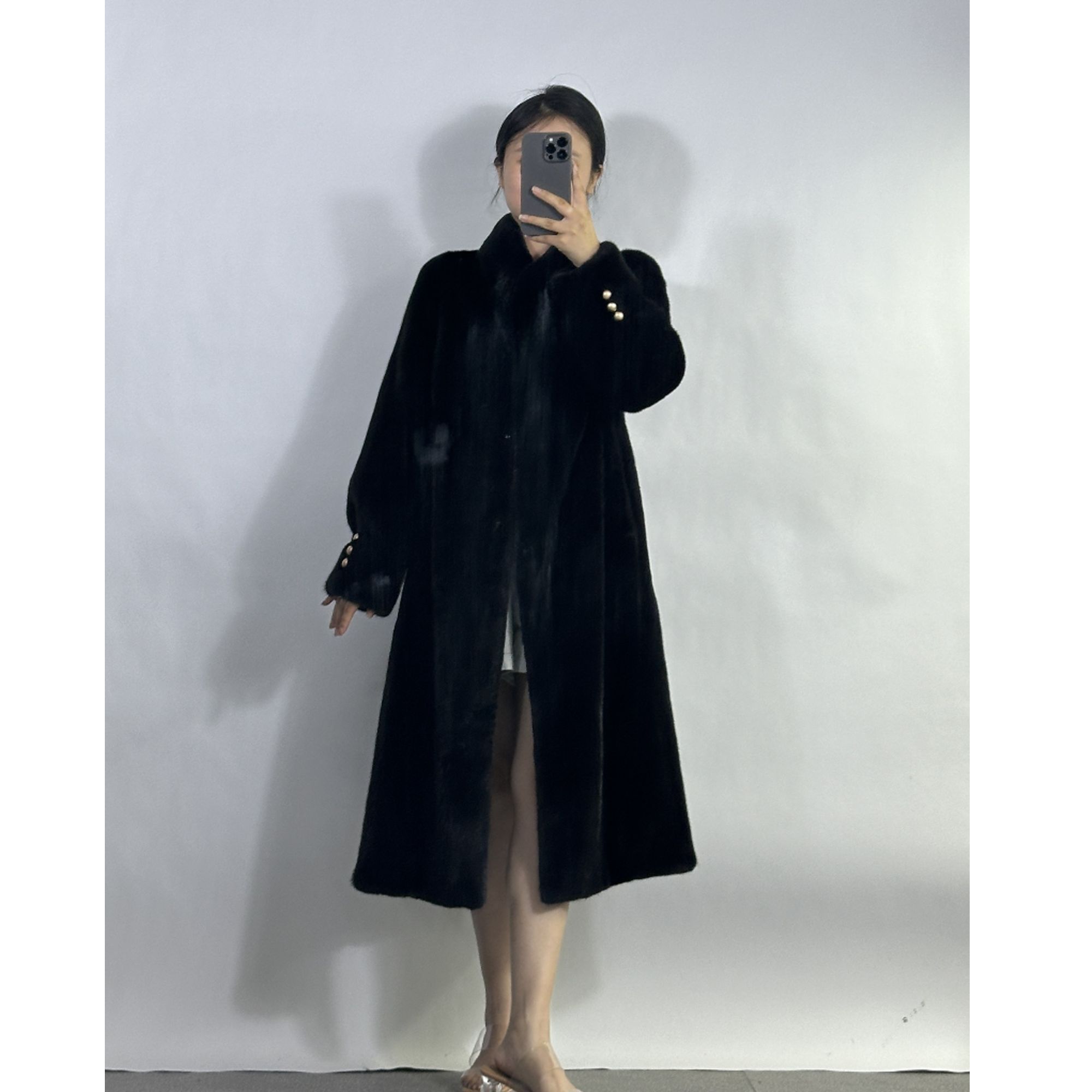 黑貂天鹅绒短二时尚大衣女款显瘦女士设计师网红毛毛外套