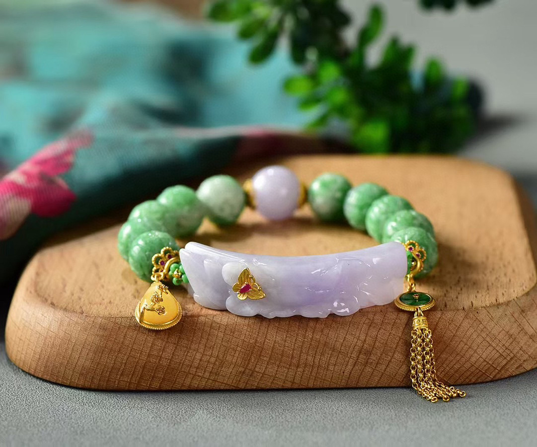 天然A货紫罗兰翡翠花开富贵手牌果阳绿天然翡翠回纹珠链