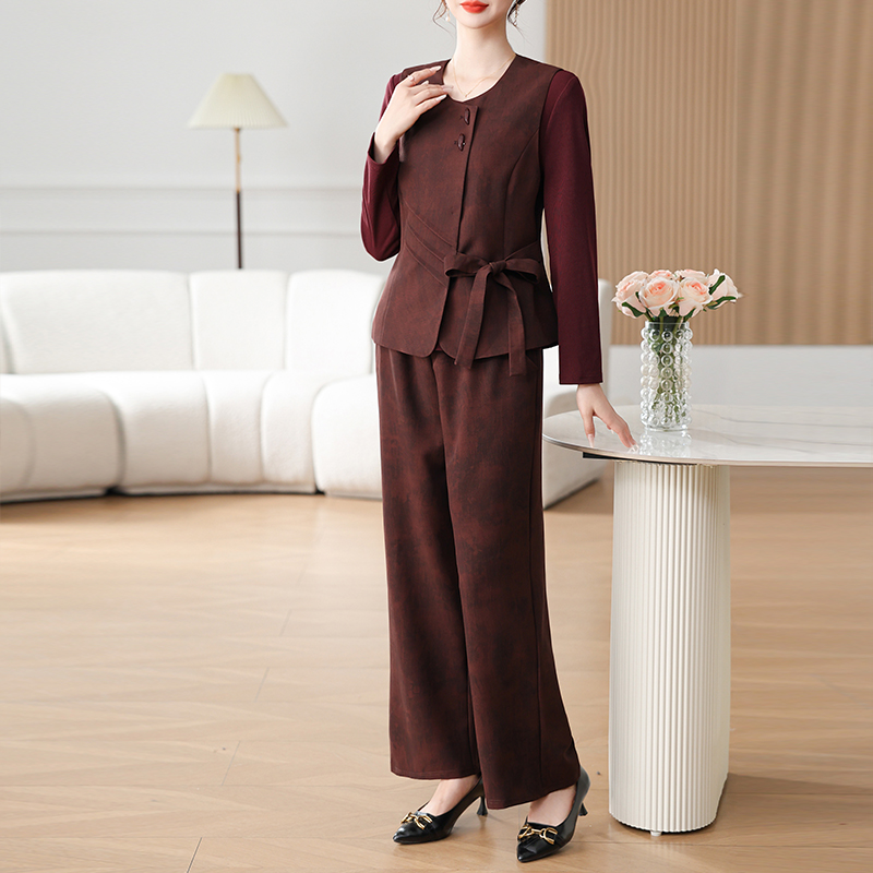 妈妈装气质套装2025新款洋气中老年女装马甲外套春秋三件套装875