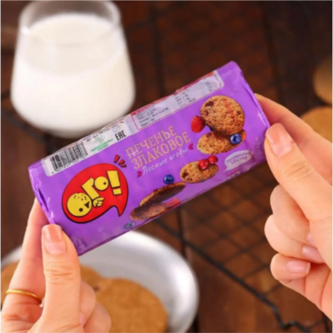 【俄罗斯】原装进口噢嘎牌坚果浆果燕麦饼干150g*2袋
