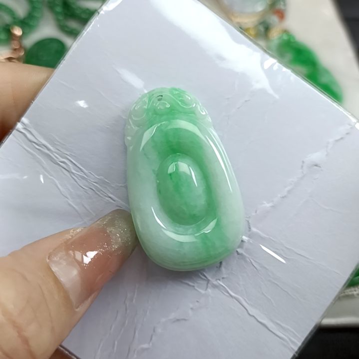 翡翠颈饰未镶嵌翡翠成品