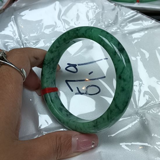 【闪购商品】翡翠颈饰未镶嵌