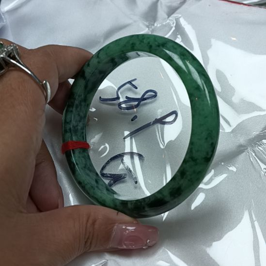 【闪购商品】翡翠颈饰未镶嵌