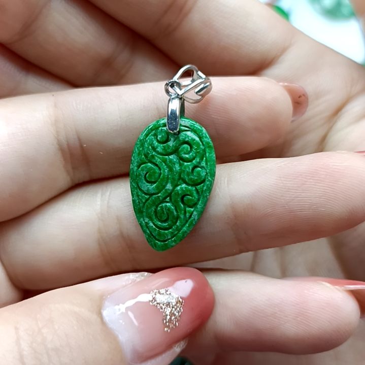 翡翠颈饰银S925镶嵌翡翠成品