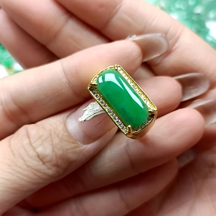 翡翠颈饰银S925镶嵌翡翠成品