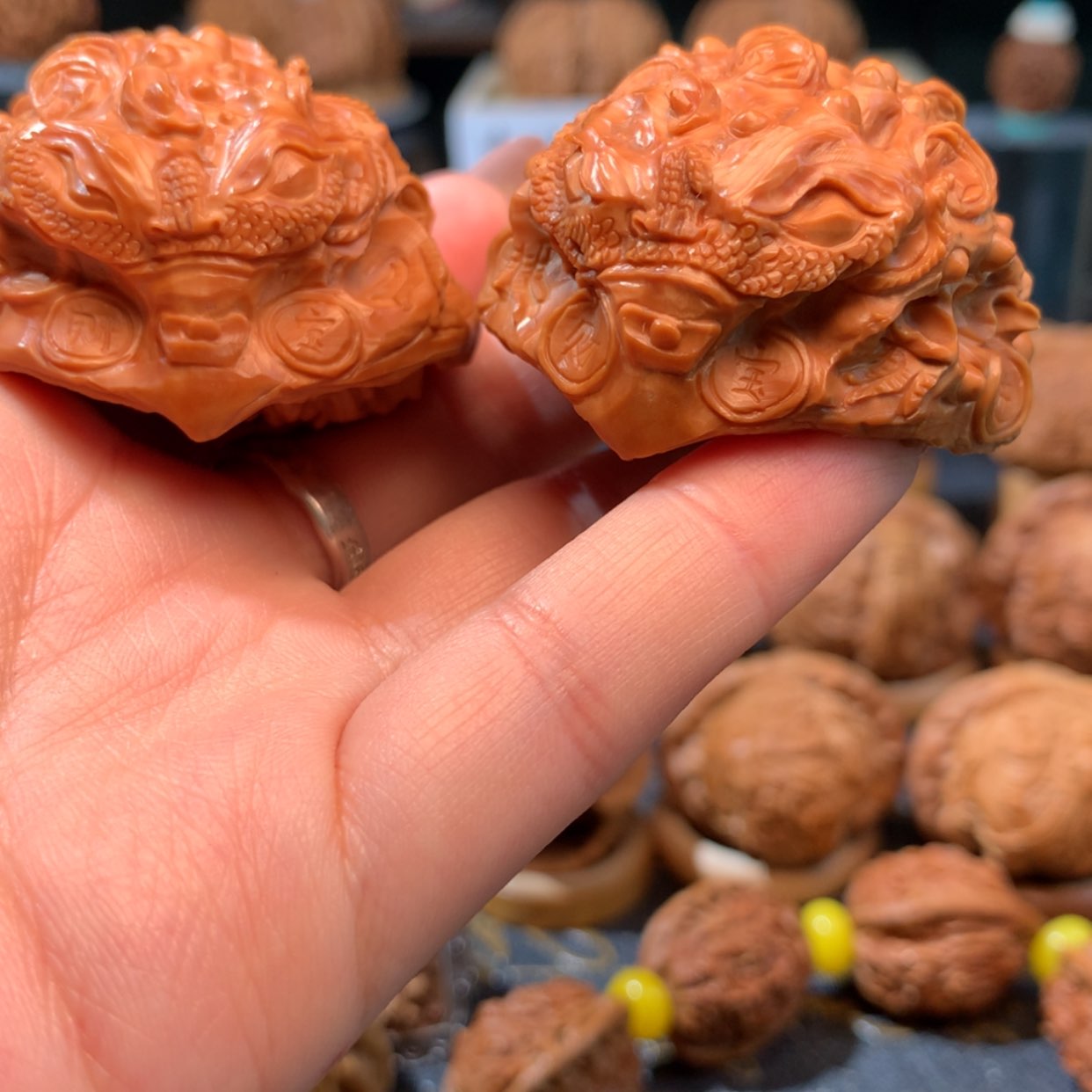 【闪购商品】文玩核桃把件1193