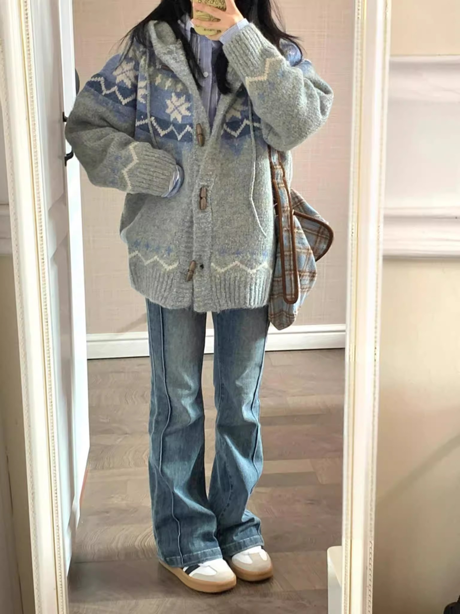 秋冬牛角扣费尔岛复古毛衣外套女加厚连帽针织开衫慵懒气质针织衫