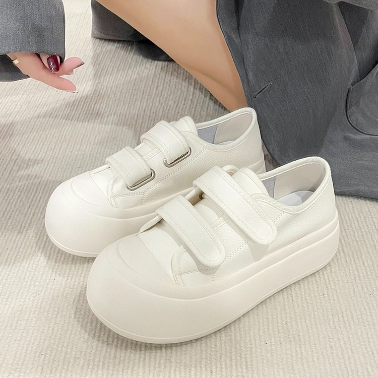 厚底饼干底小白鞋2023春季新款松糕底女鞋低帮圆头网红单鞋