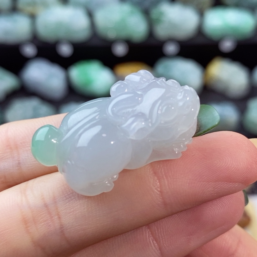 【闪购商品】翡翠颈饰未镶嵌