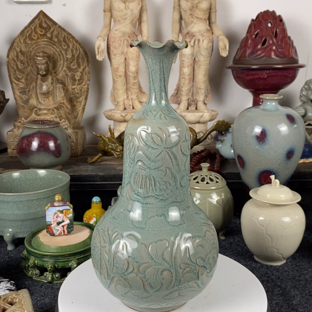 摆件瓷器c q c q c q