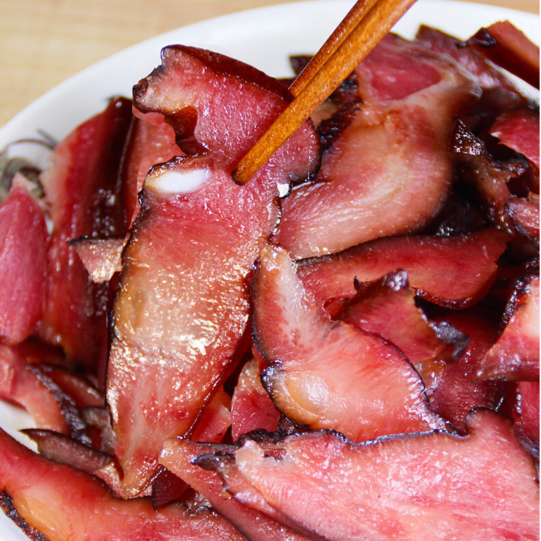 烟熏腊猪脑壳 腊猪头肉 猪脸