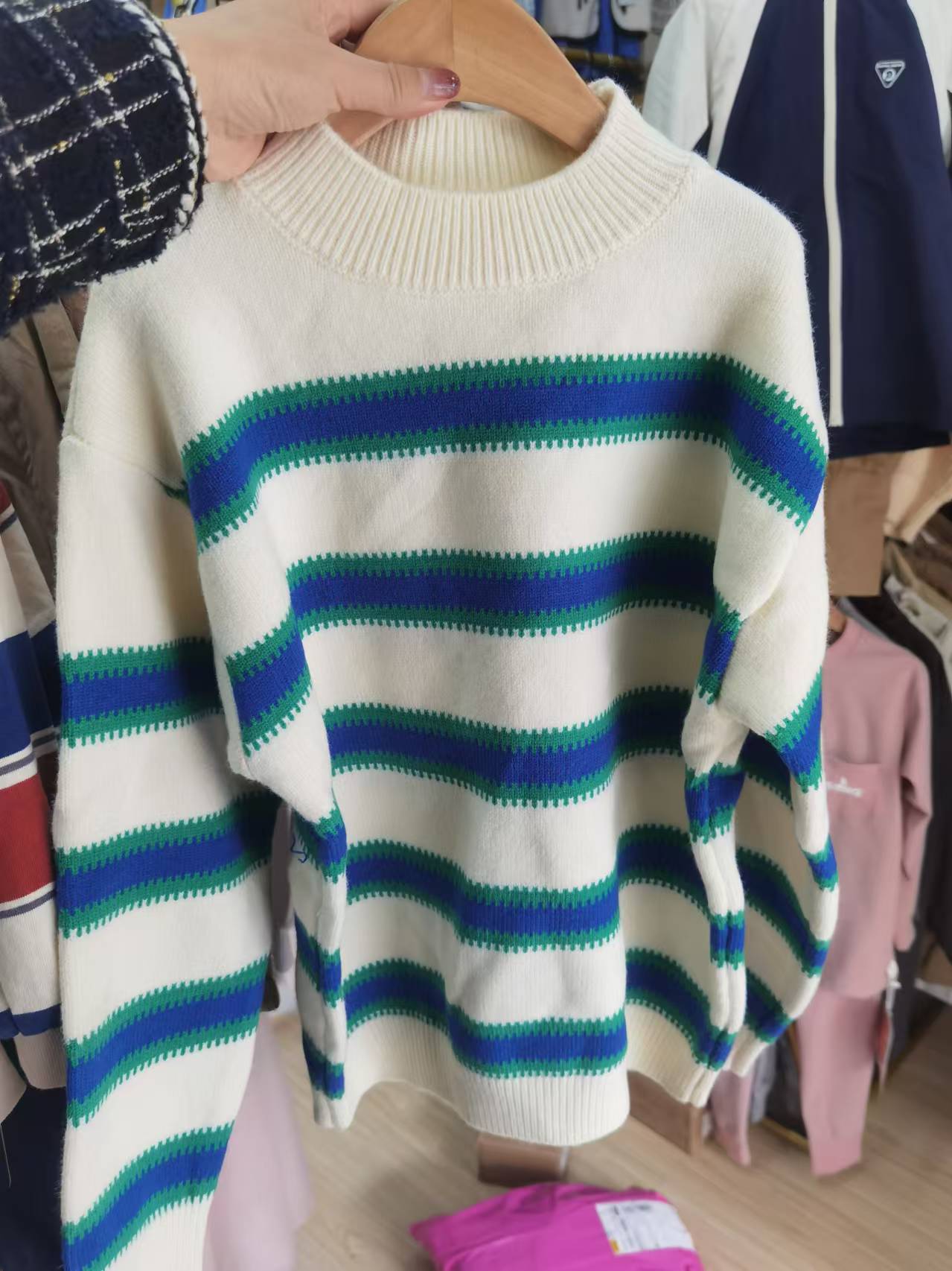 儿童卫衣外套毛衣马甲尾货童装实体店时尚百搭韩版秋冬拼色宽松