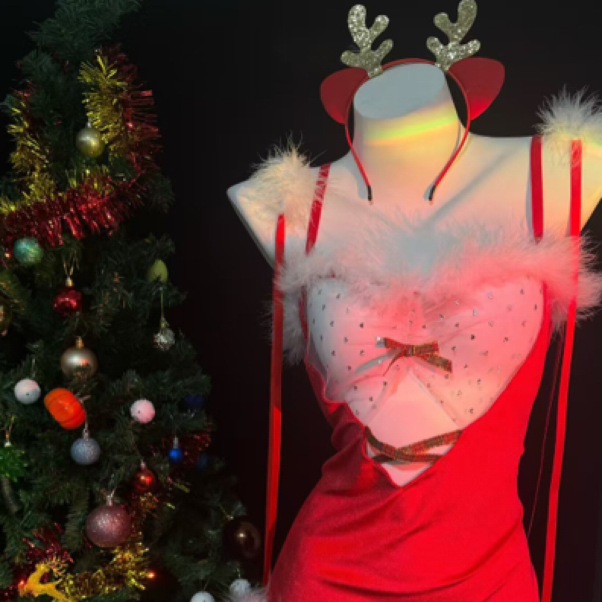 胖mm约会必备连体ins蕾丝露背短款裙子可穿到260斤 