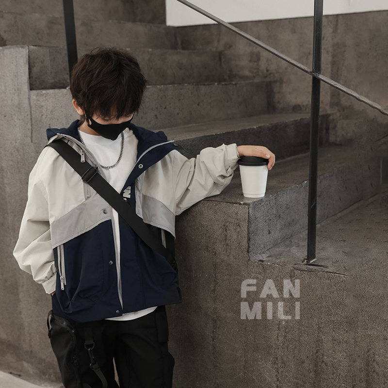 新款男童外套春秋装儿童连帽上衣运动男孩风衣中大童童装帅气