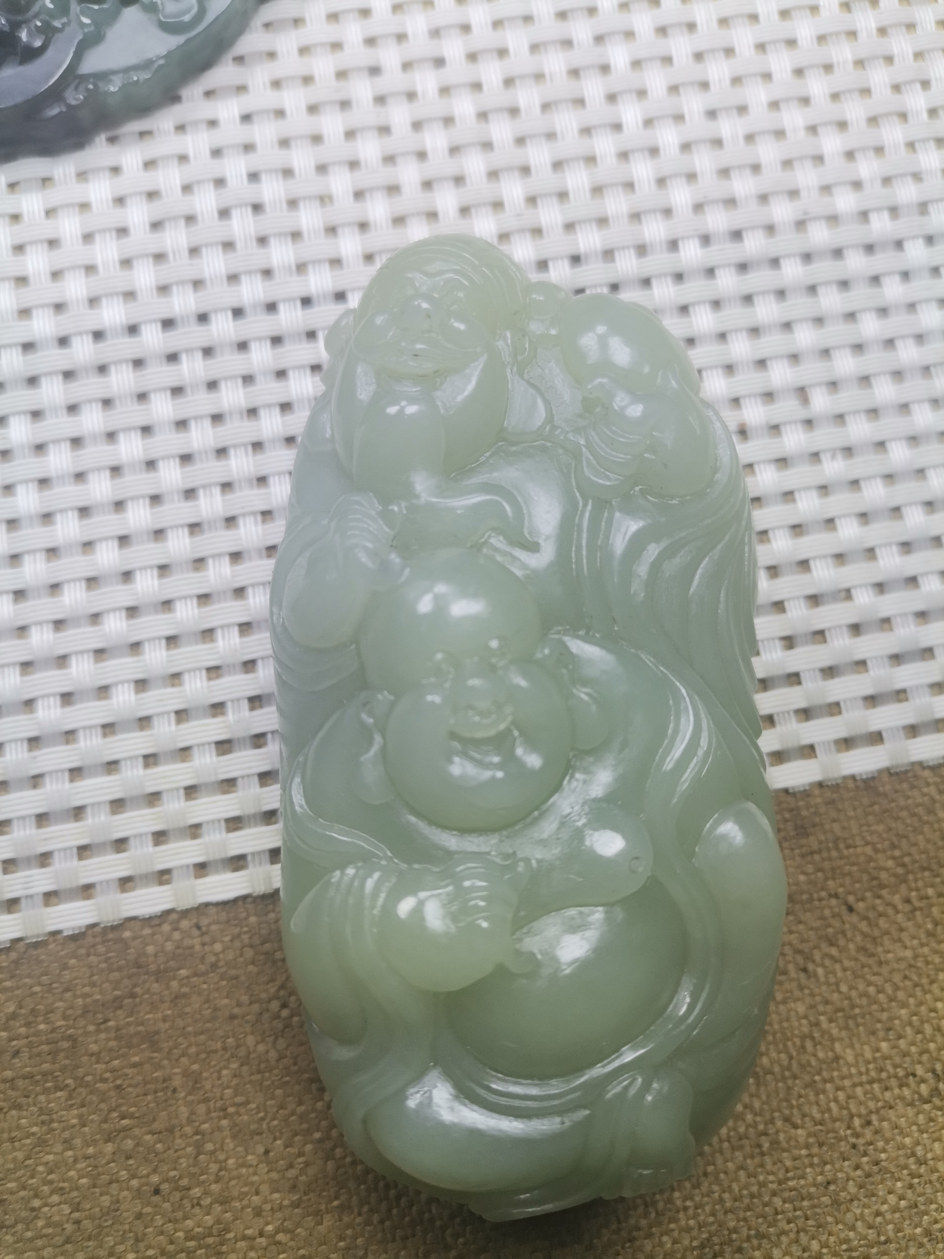 纯天然且墨料人才两旺手把件