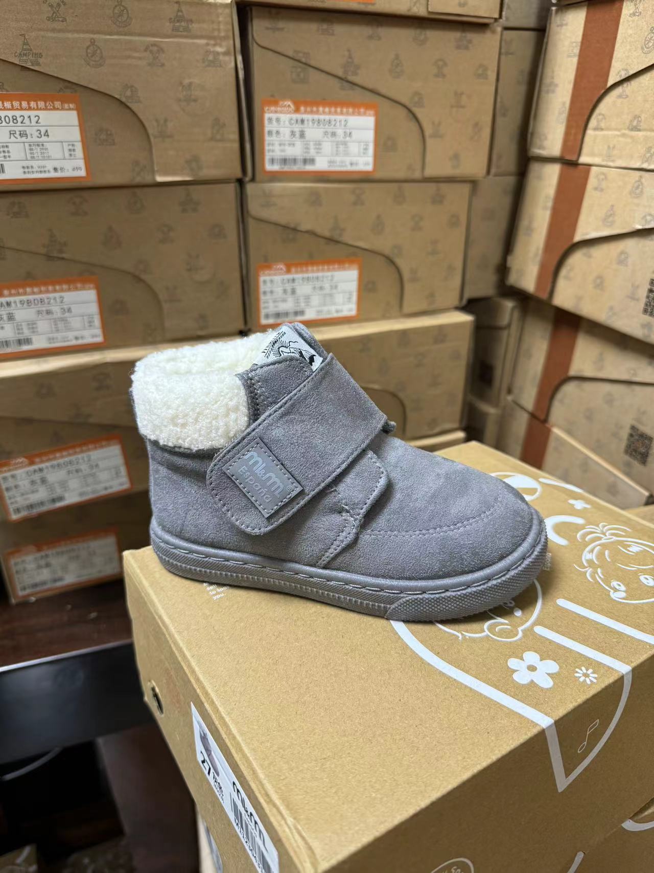 MM冬季加绒儿童雪地靴防滑男女童加厚保暖防风