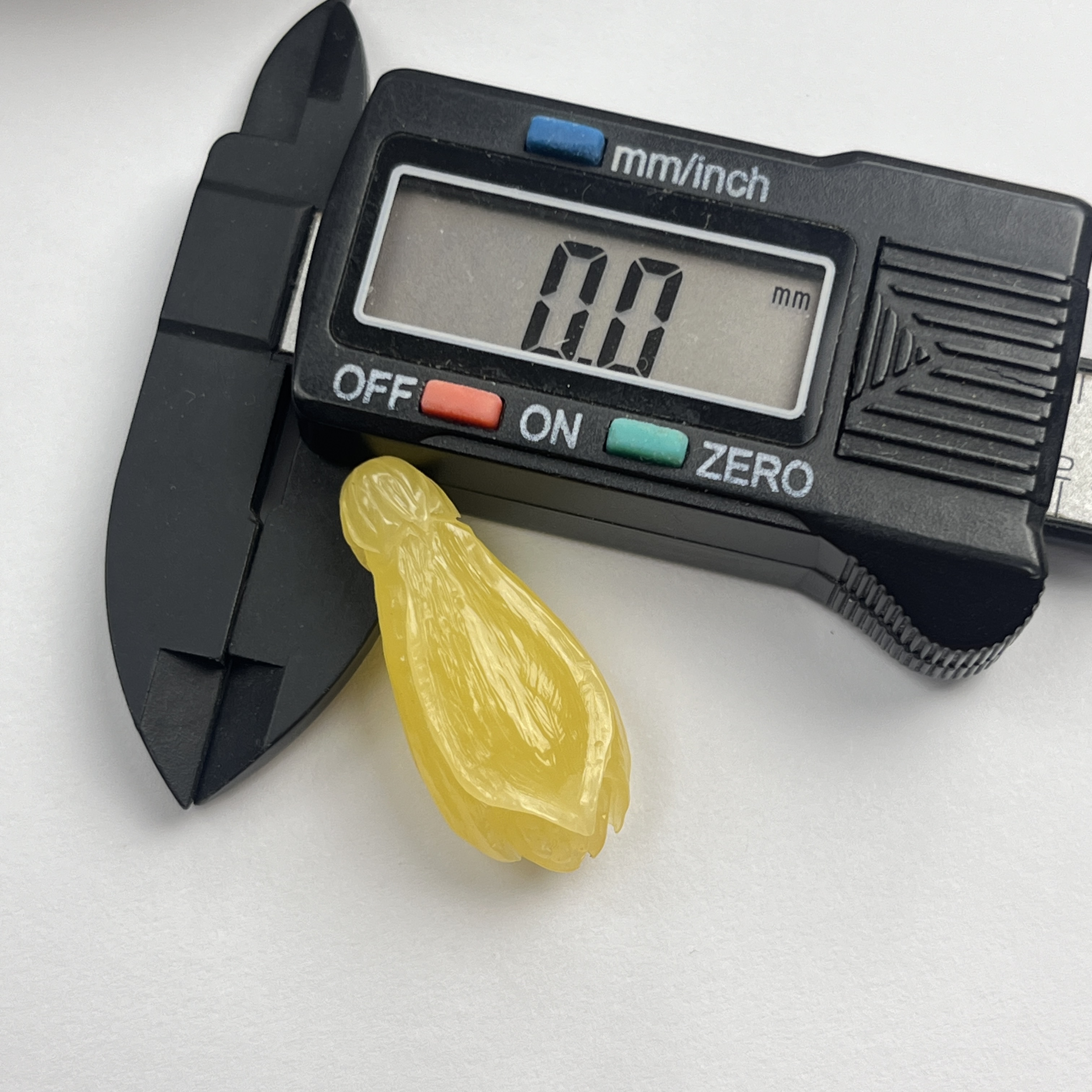 天然原矿琥珀蜜蜡玉兰花