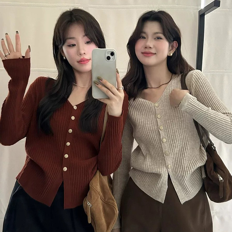 安可拉红慵懒2025秋季新款爆款V领宽松百搭显瘦针织开衫上衣女