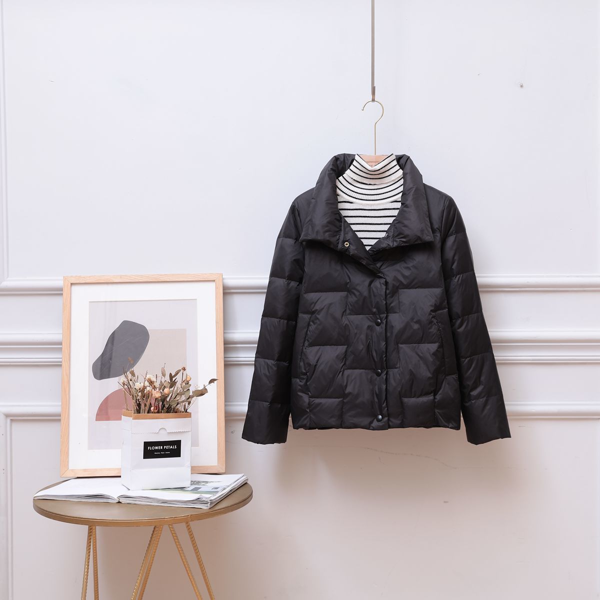 波司断码2023短款羽绒服女新款立领洋气轻薄面包小个子宽松外套