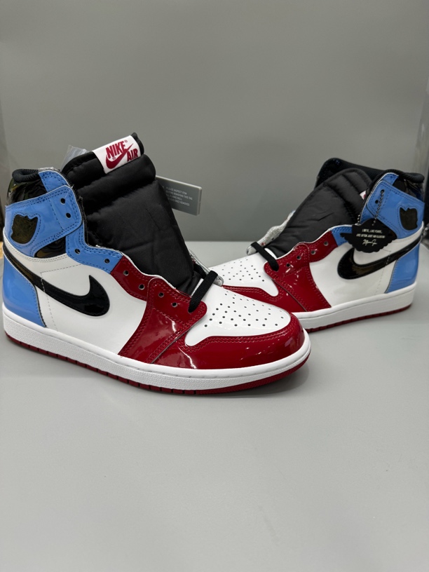 42.5码 耐克 Aj1 警灯 红蓝 高帮 休闲复古篮球鞋