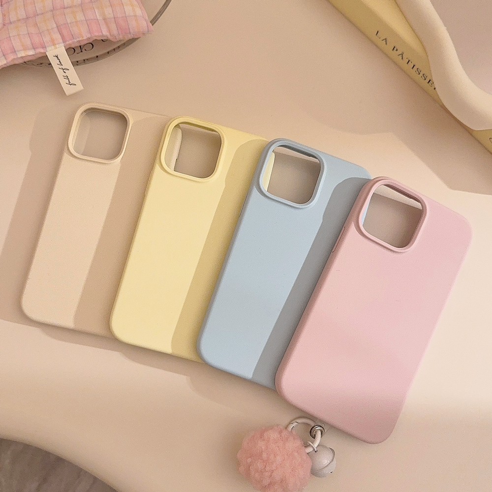 简约纯色液态硅胶iPhone15苹果13手机壳14promax适用12毛球挂件16