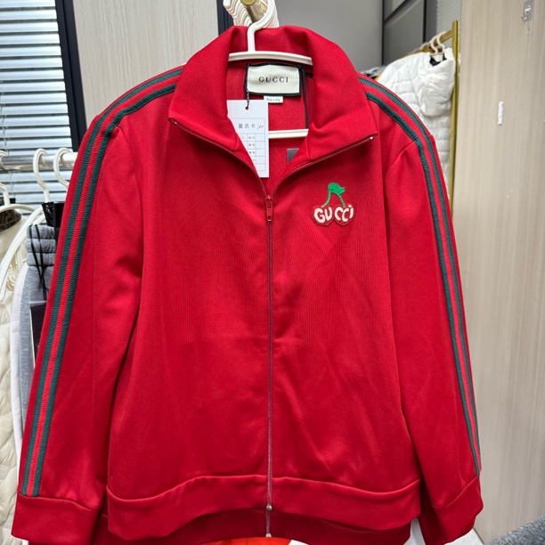 全新未使用 GUCCI/古驰 红色樱桃帽衫 s/xl码
