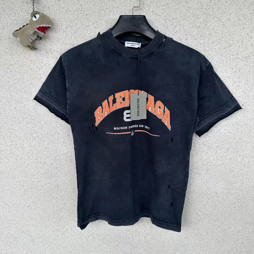 全新未使用 Balenciaga/巴黎世家 全新剪刀破坏短袖/xxs码