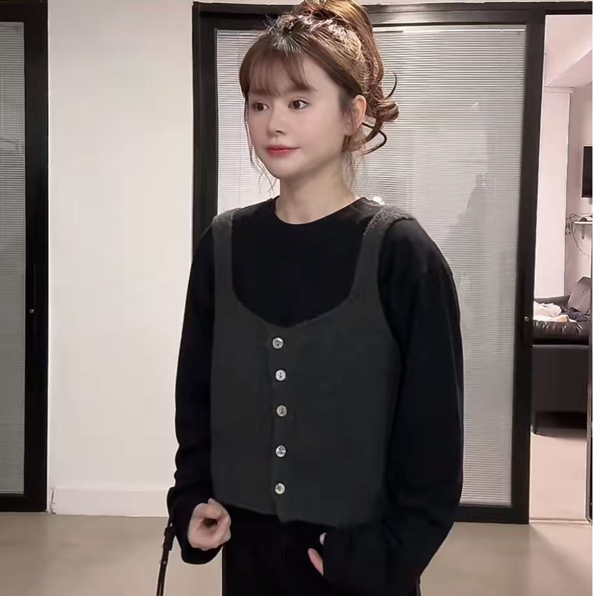  韩系百搭针织吊带马甲 B23