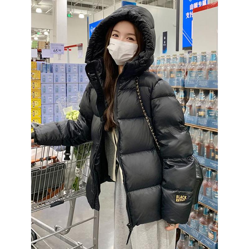 黑金羽绒女短款2023新款冬季大码韩版加厚小个子保暖羽绒外套