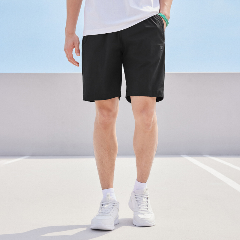 QIAODAN/乔丹2025年夏季运动男性常规型冰感短裤EKZ33241708