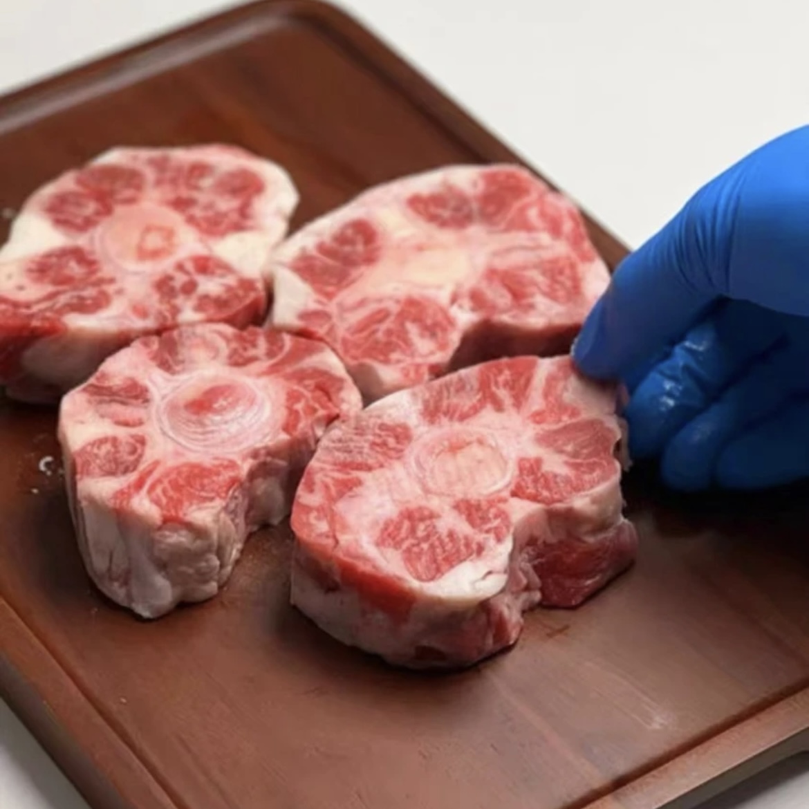 菓味蓝色经典日常出游家用纯色牛肉类牛尾
