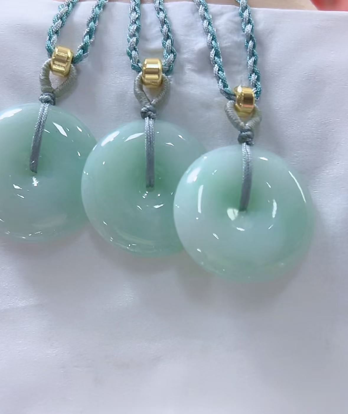 妹妹推荐翡翠A货平安扣(多样性发货发其一)宽28-32厚6-8送绳