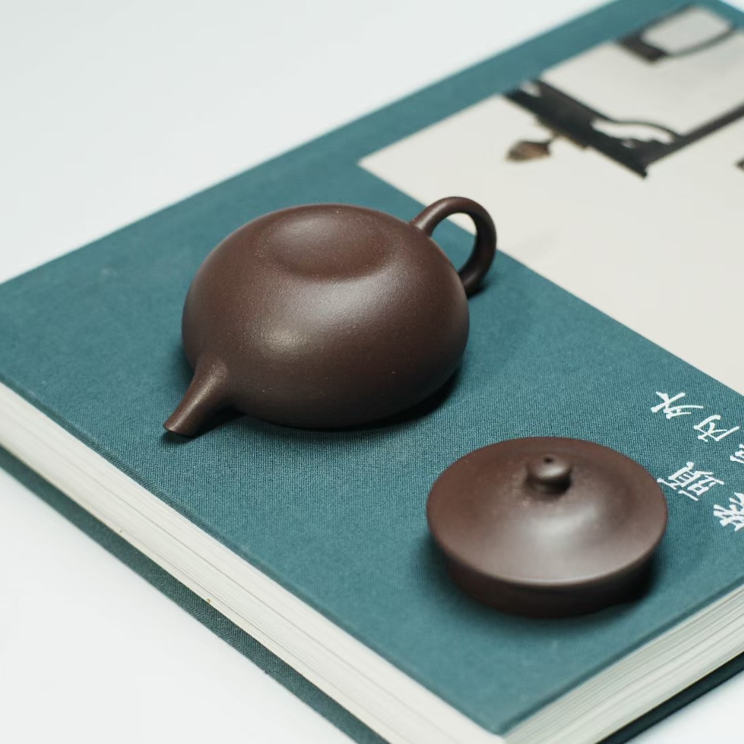 陈腐底槽青 高温烧制 明式钵盂壶110CC古朴爽利 味道十足 大口盖 