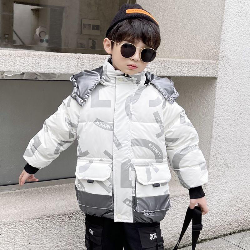 【小扬哥推荐】儿童羽绒服2023冬季新款中大童亮面短款免洗男童外