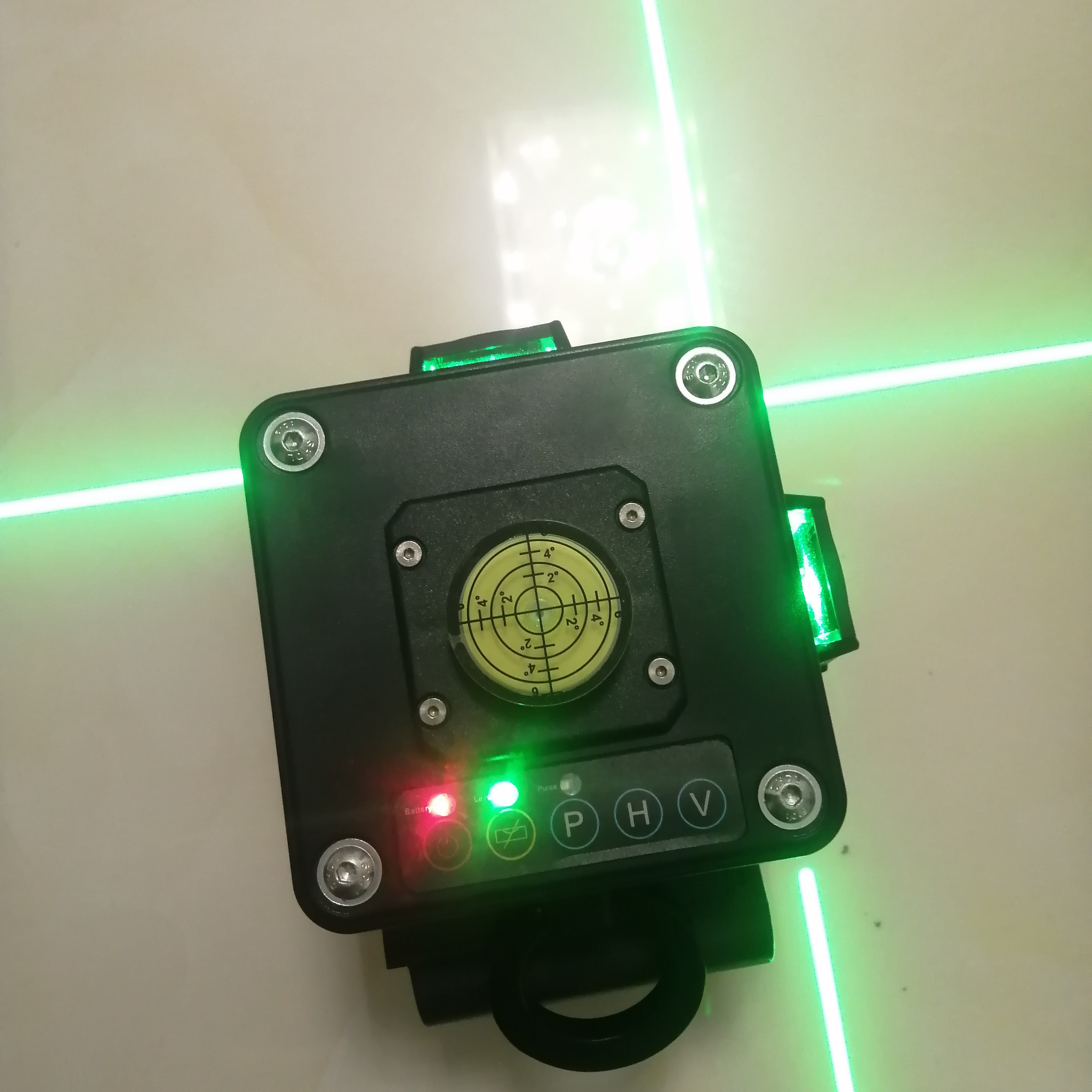 中智电安高精度8线12线绿光水平仪电子安平激光贴墙仪室内外适用