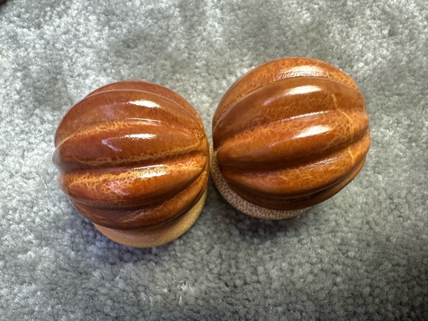 进口巴西大橄榄核雕-瓜珠一对