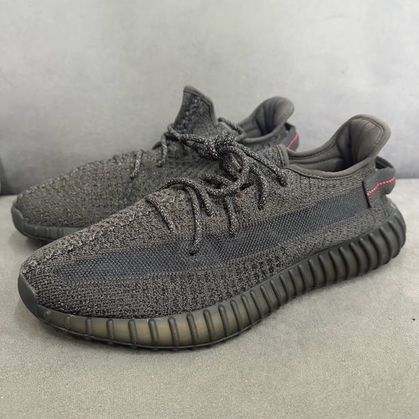 46码/yeezy350 黑天使/411532/休闲鞋/95新/原盒/FU9007