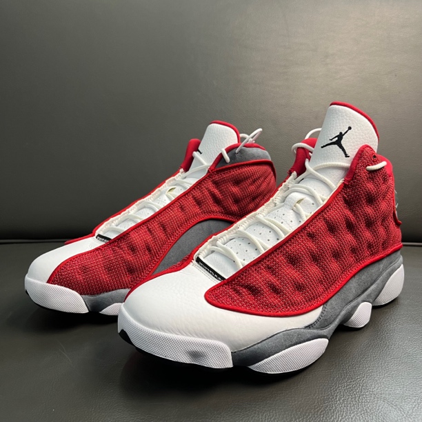 44码/aj13灰白红/休闲鞋/99新原盒/DJ5982-600