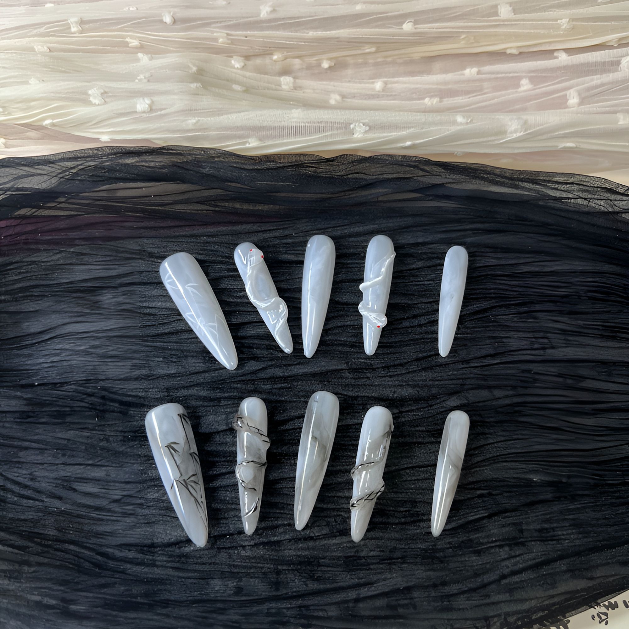 黑白蛇 手工穿戴甲手捏蛇重复