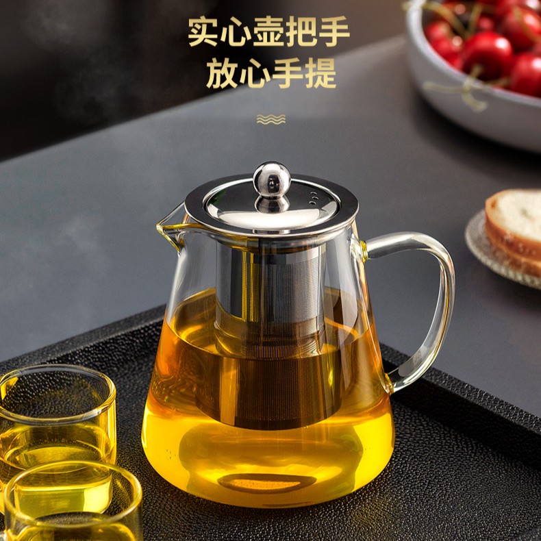 短嘴圆形茶壶