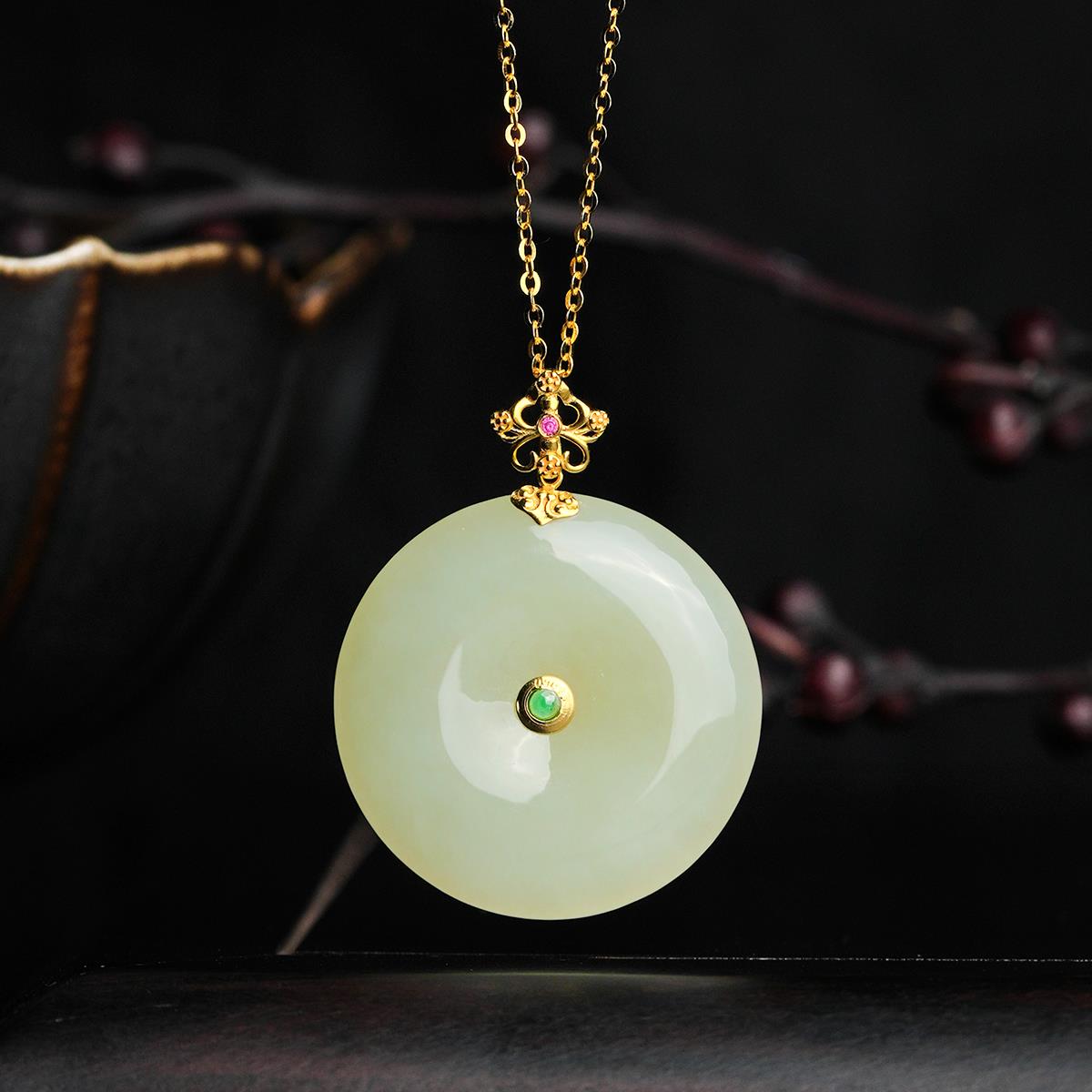 老鳯祥和田玉18K平安扣吊坠项链多样性发一件D11356妈妈