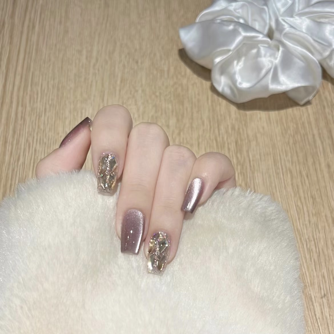 【香妃】燕姐纯手工穿戴美甲贴玻璃珠猫眼五金穿戴甲显白ins风学生