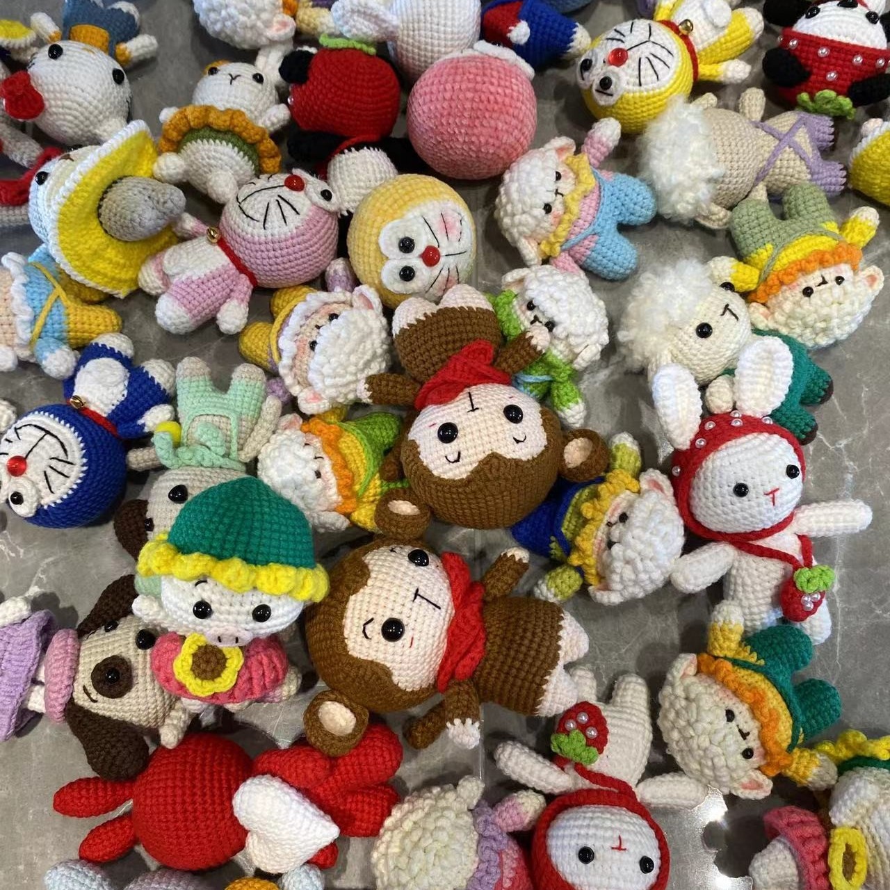 直播选款 偏远地区不包邮 纯手工毛线钩织产品，做工精美