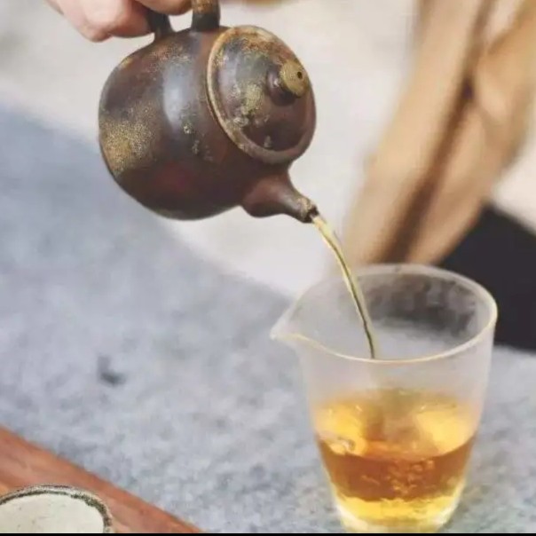 2018年苏湖石头寨   散料散装  普洱生茶500克  赔钱甩货