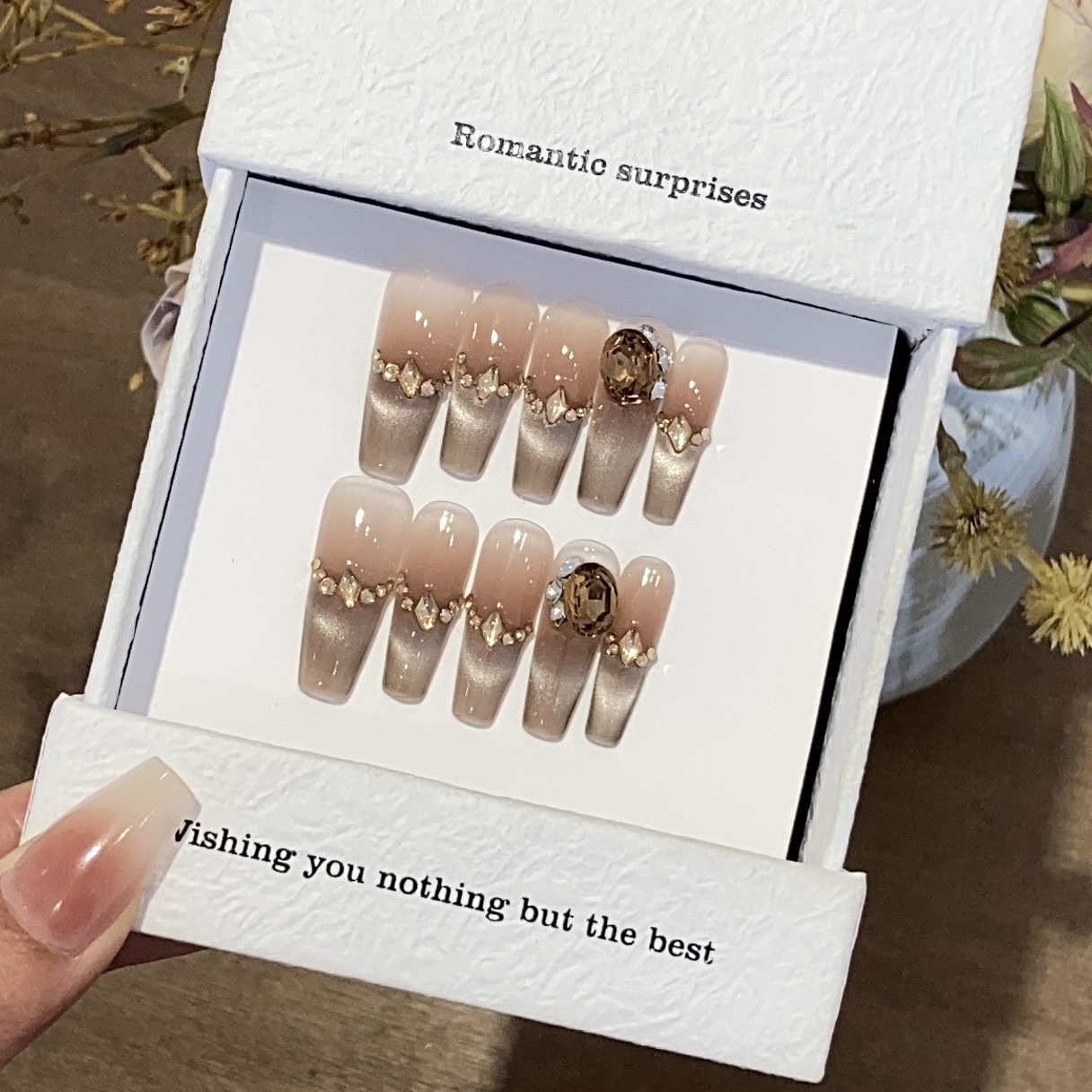 【黑松露】手工穿戴甲  高级摩卡渐变猫眼琥珀香槟碎钻显白穿戴甲片