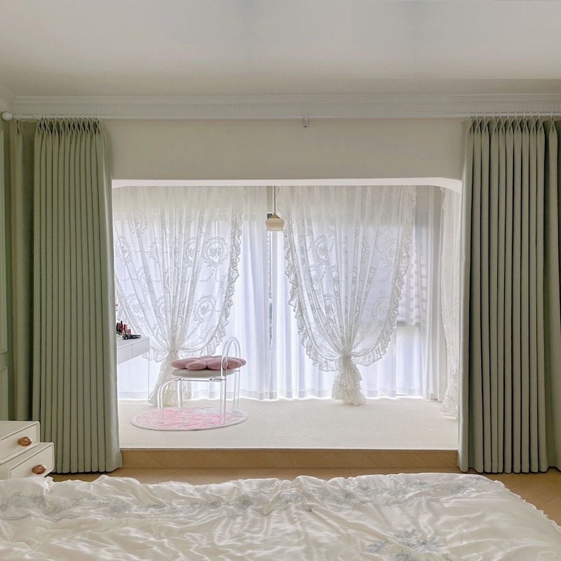 雪尼尔提花加厚法式轻奢极简风高温定型窗帘